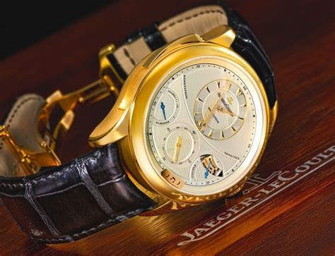 montres de luxe d'occasion.